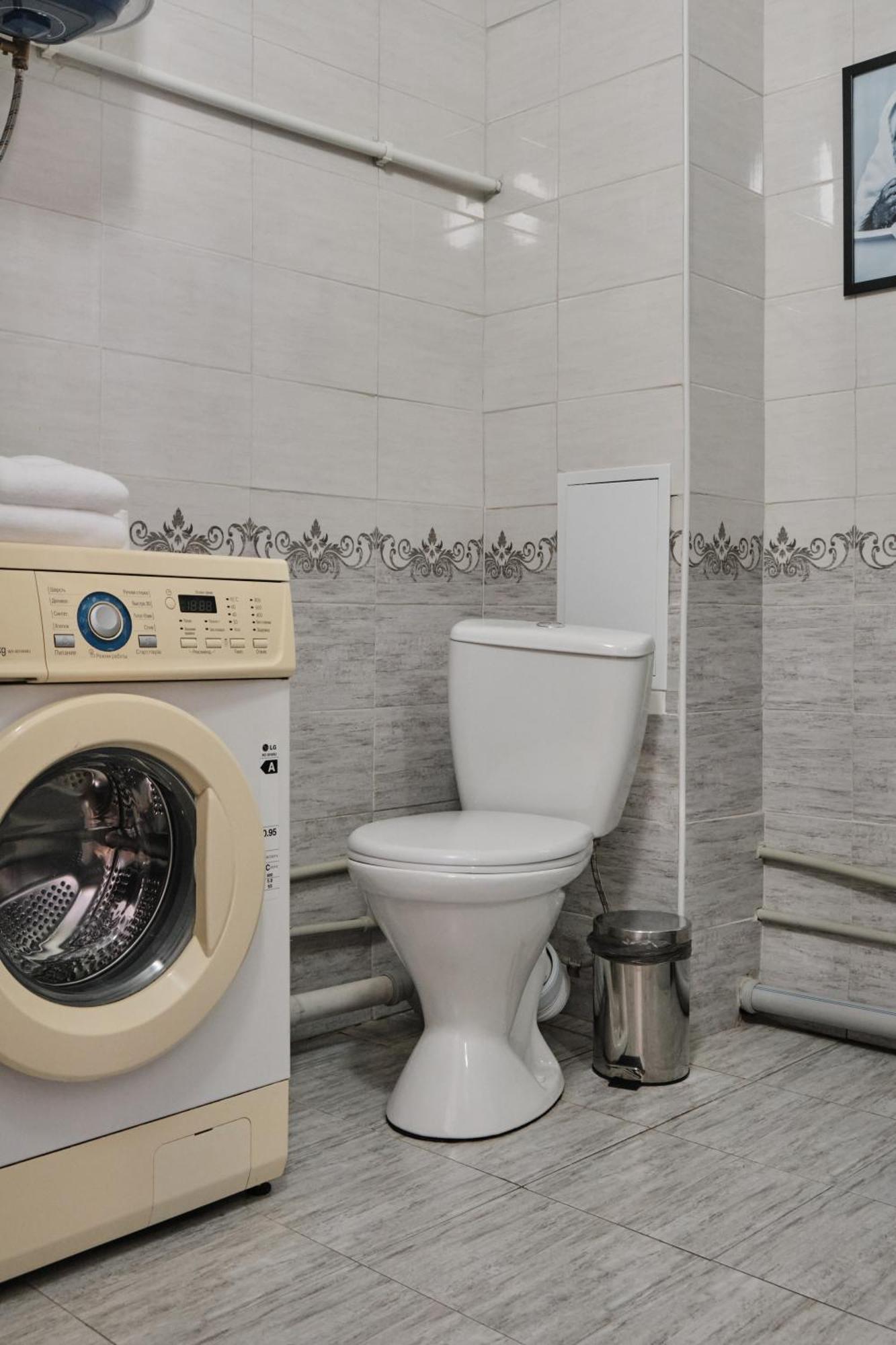 Seven City Apartments Semey Exterior foto