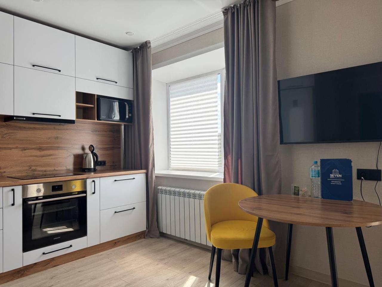 Seven City Apartments Semey Exterior foto